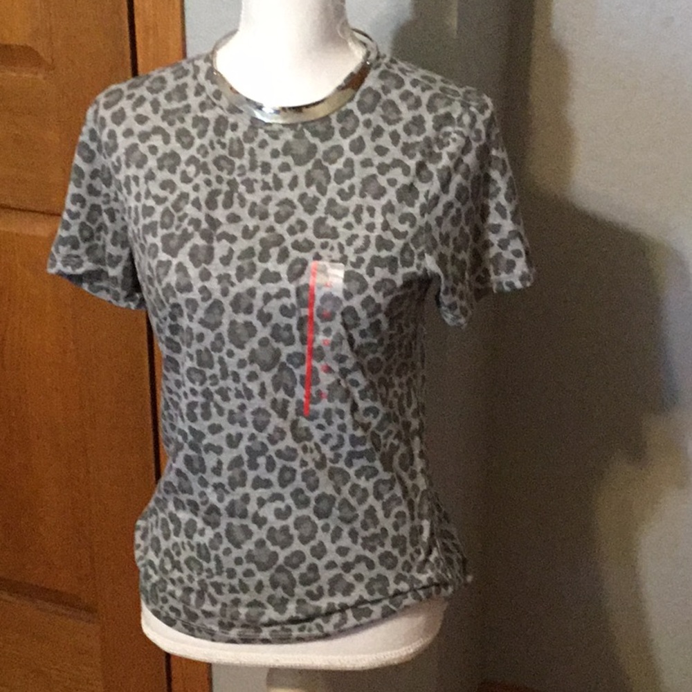Leopard print top, sz XS, gray